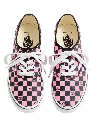 Valentino Garavani and Vans Women's Low-Top Sneakers - Pink Orchid Black | Thumbnail 3 Valentino Garavani and Vans Women's Low-Top Sneakers - Pink Orchid Black | Thumbnail 3