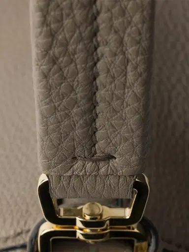 Prada Women's Medium Leather Shoulder Bag | Thumbnail 6 Prada Women's Medium Leather Shoulder Bag | Thumbnail 6