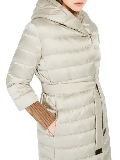 Max Mara Women's Reversible Down Jacket in Water Repellent Satin | Thumbnail 5 Max Mara Women's Reversible Down Jacket in Water Repellent Satin | Thumbnail 5