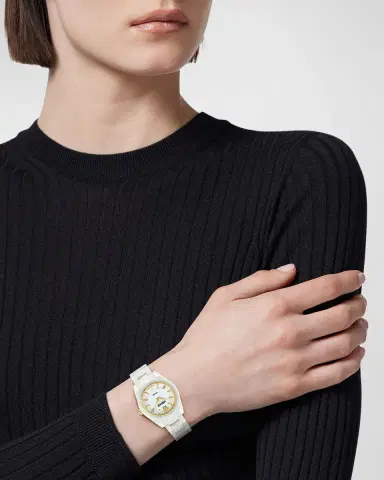 Versace 28mm DV One Watch with Bracelet Strap | Thumbnail 2 Versace 28mm DV One Watch with Bracelet Strap | Thumbnail 2