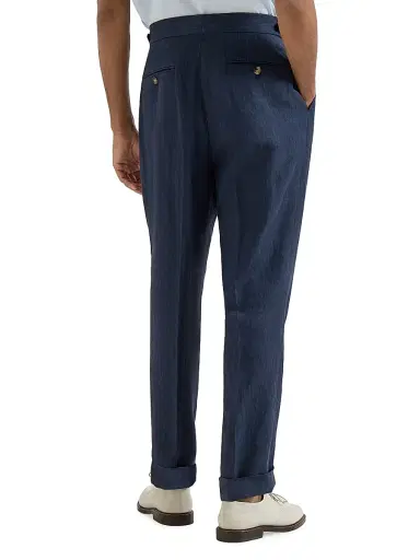 Brunello Cucinelli Men's Lightweight Délavé Linen Trousers with Reversed Double Pleats | Thumbnail 4 Brunello Cucinelli Men's Lightweight Délavé Linen Trousers with Reversed Double Pleats | Thumbnail 4