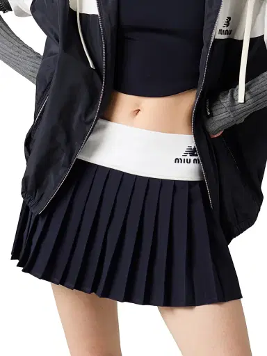 Miu Miu Women's New Balance X with Coco Gauff Stretch Technical Jersey Pleated Miniskirt | Thumbnail 5 Miu Miu Women's New Balance X with Coco Gauff Stretch Technical Jersey Pleated Miniskirt | Thumbnail 5