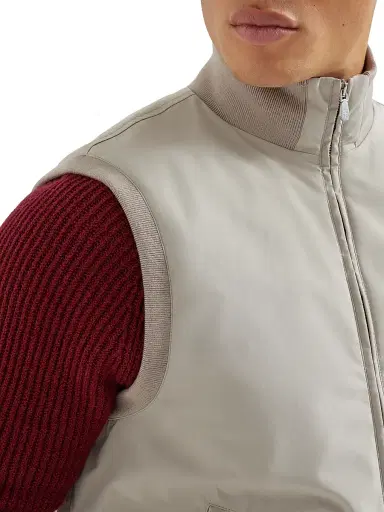 Brunello Cucinelli Men's Bonded Nylon Vest with Thermore Padding - Dove Grey - Size 52 | Thumbnail 4