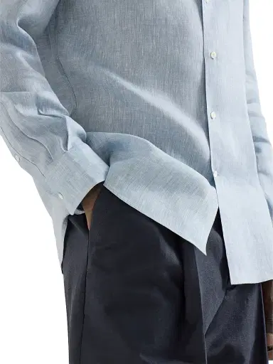 Brunello Cucinelli Men's Linen Easy Fit Shirt with Spread Collar | Thumbnail 4 Brunello Cucinelli Men's Linen Easy Fit Shirt with Spread Collar | Thumbnail 4