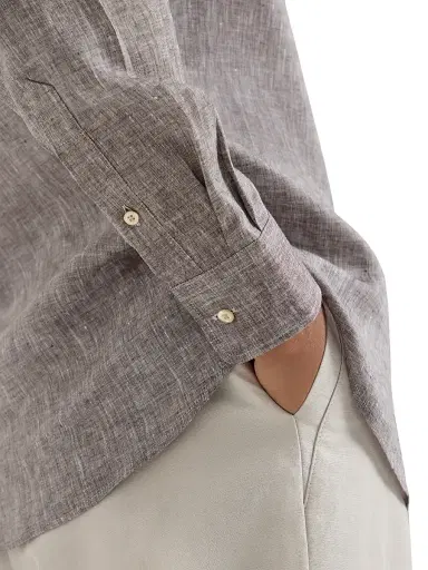 Brunello Cucinelli Men's Linen Easy Fit Shirt with Spread Collar | Thumbnail 4 Brunello Cucinelli Men's Linen Easy Fit Shirt with Spread Collar | Thumbnail 4