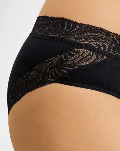 Hanro Cotton Delight Lace-Trim High-Cut Briefs | Thumbnail 4