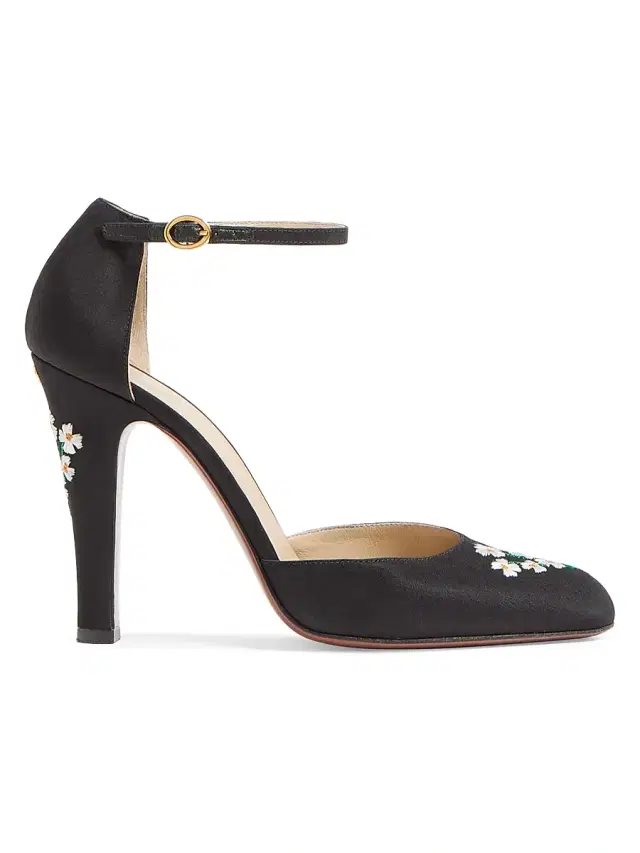 Valentino Garavani Women's Hi Dolly Fabric 10MM Pumps with Floral Embroidery - Black