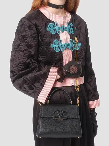 Valentino Garavani Women's Small VSling Grainy Calfskin Handbag - Black | Thumbnail 7 Valentino Garavani Women's Small VSling Grainy Calfskin Handbag - Black | Thumbnail 7