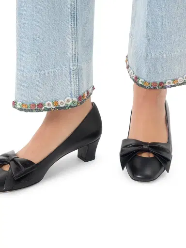 Valentino Garavani Women's Bow Kidskin 45MM Pumps - Black - Size 12 | Thumbnail 8