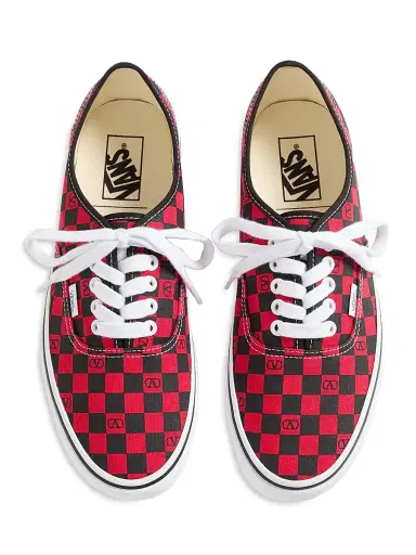 Valentino Garavani and Vans Men's Low-Top Sneakers - Red Black - Size 6 | Thumbnail 4 Valentino Garavani and Vans Men's Low-Top Sneakers - Red Black - Size 6 | Thumbnail 4