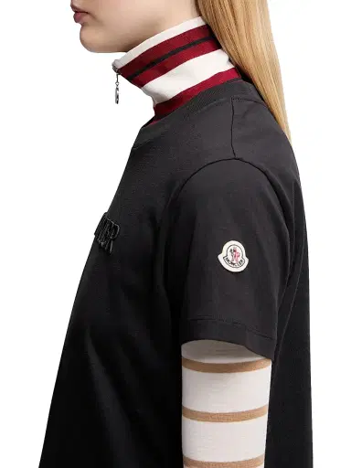 Moncler Women's Crewneck T-Shirt in Cotton - Black | Thumbnail 4 Moncler Women's Crewneck T-Shirt in Cotton - Black | Thumbnail 4