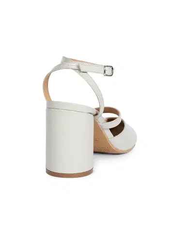 Maison Margiela Women's Tabi 80MM Leather Pumps | Thumbnail 3 Maison Margiela Women's Tabi 80MM Leather Pumps | Thumbnail 3