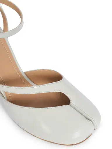 Maison Margiela Women's Tabi 80MM Leather Pumps | Thumbnail 5 Maison Margiela Women's Tabi 80MM Leather Pumps | Thumbnail 5
