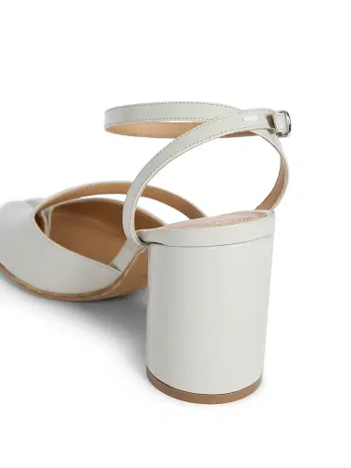 Maison Margiela Women's Tabi 80MM Leather Pumps | Thumbnail 7 Maison Margiela Women's Tabi 80MM Leather Pumps | Thumbnail 7