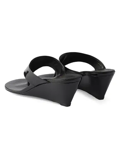 Prada Women's Patent Leather Thong Sandals - Black - Size 5 | Thumbnail 3