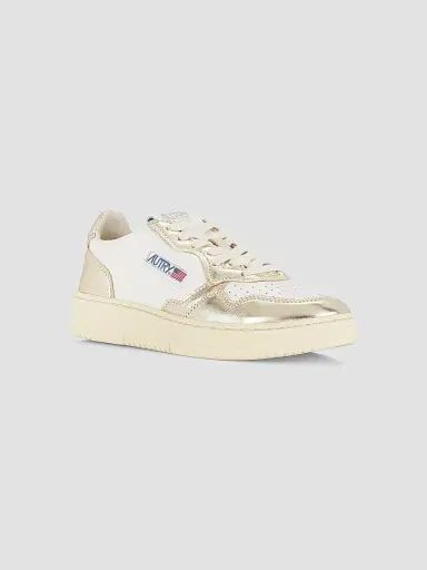 Autry Women's Medalist Metallic Leather Low-Top Sneakers - Platinum - Size 6 | Thumbnail 2
