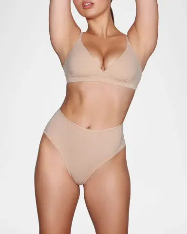 Skims Fits Everybody Crossover Bralette | Thumbnail 2