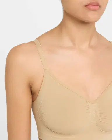 Skims Seamless Sculpt Pullover Bra | Thumbnail 5