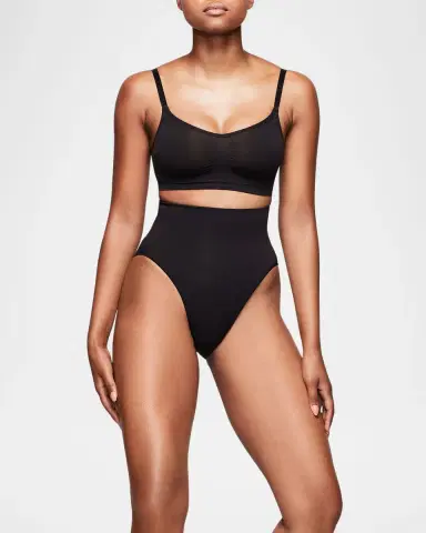 Skims Seamless Sculpt Pullover Bra | Thumbnail 2