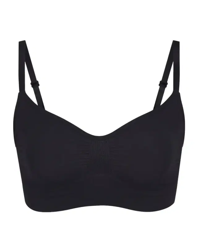 SKIMS Seamless Sculpt Pullover Bra