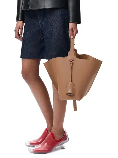 Loewe Women's Bilbao Medium Leather Bucket Bag | Thumbnail 3 Loewe Women's Bilbao Medium Leather Bucket Bag | Thumbnail 3