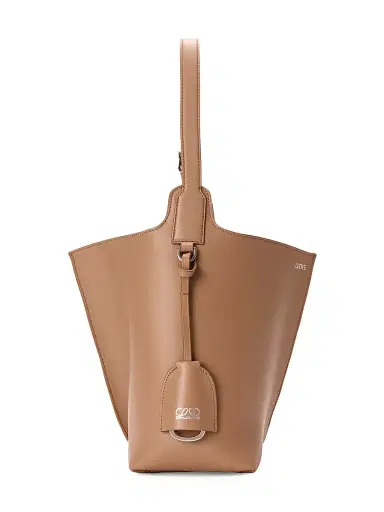 Loewe Women's Bilbao Medium Leather Bucket Bag | Thumbnail 8 Loewe Women's Bilbao Medium Leather Bucket Bag | Thumbnail 8