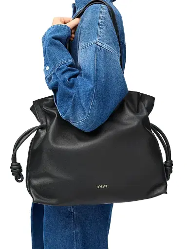 Loewe Women's Flamenco Large Leather Clutch | Thumbnail 3