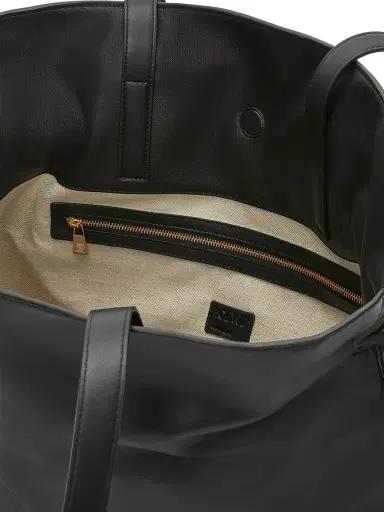Loewe Women's Flamenco Large Leather Clutch | Thumbnail 6
