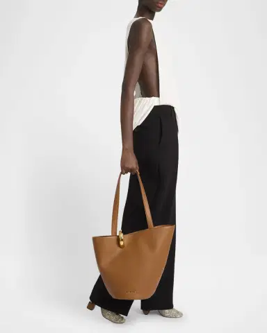 Jacquemus Le Bambola Moyen Leather Tote Bag | Thumbnail 9 Jacquemus Le Bambola Moyen Leather Tote Bag | Thumbnail 9