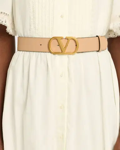 Valentino Garavani Reversible VLogo Signature Signature Leather Belt, 40mm | Thumbnail 2