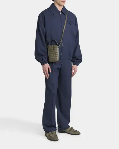 Bottega Veneta Men's Getaway Leather Crossbody Phone Pouch | Thumbnail 4 Bottega Veneta Men's Getaway Leather Crossbody Phone Pouch | Thumbnail 4