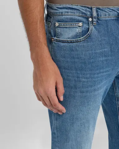 Frame Men's Modern Straight Jeans | Thumbnail 5 Frame Men's Modern Straight Jeans | Thumbnail 5