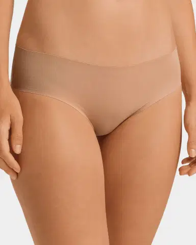 Hanro Invisible Cotton High-Cut Briefs | Thumbnail 2 Hanro Invisible Cotton High-Cut Briefs | Thumbnail 2