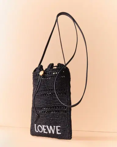 LOEWE x Paula's Ibiza Drawstring Pocket Crossbody Bag in Raffia | Thumbnail 4