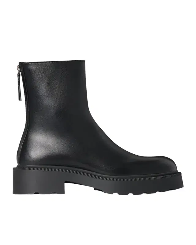 Nobilis Leather Ankle Booties