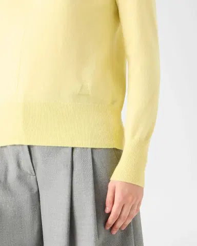 Akris V-Neck Cashmere Sweater | Thumbnail 5