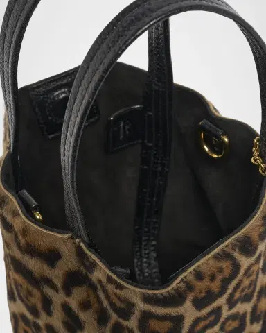 Chloé Spin Tote Bag in Leopard-Print Shearling | Thumbnail 4 Chloé Spin Tote Bag in Leopard-Print Shearling | Thumbnail 4