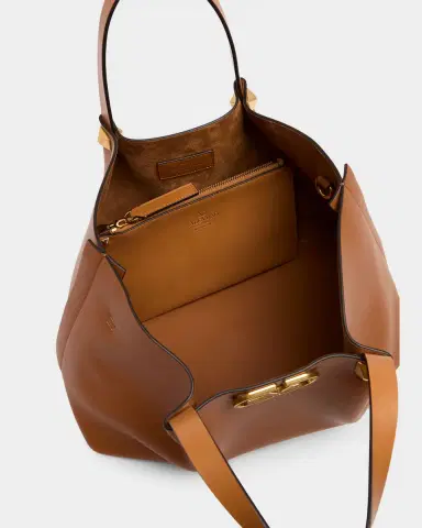 Valentino Garavani Medium Pleated Rockstud Leather Tote Bag | Thumbnail 4 Valentino Garavani Medium Pleated Rockstud Leather Tote Bag | Thumbnail 4
