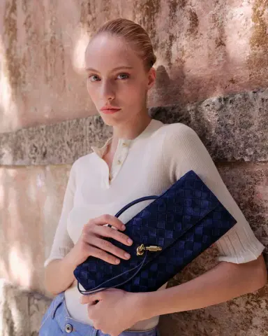 Bottega Veneta Andiamo Leather Clutch Bag | Thumbnail 4