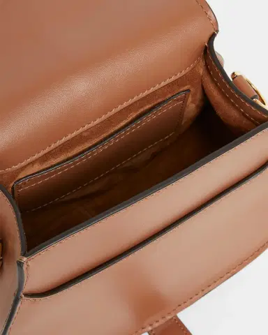 Chloé Marcie Medium Saddle Crossbody Bag in Patchwork Leather | Thumbnail 4 Chloé Marcie Medium Saddle Crossbody Bag in Patchwork Leather | Thumbnail 4