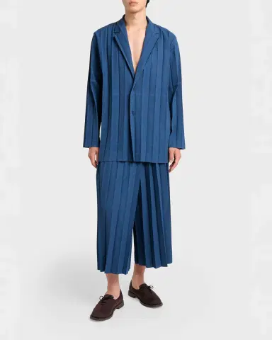 Homme Plissé Issey Miyake Men's Edge Ensemble Pleated Trousers | Thumbnail 2