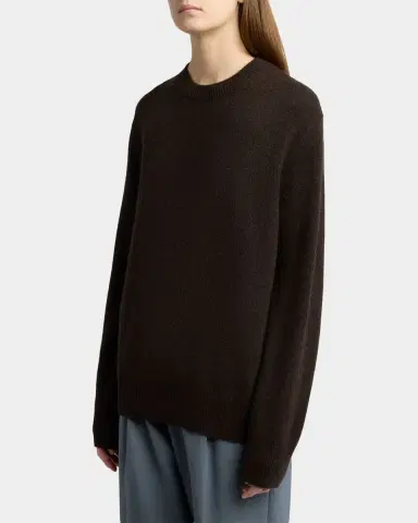 The Row Noler Cashmere Crewneck Sweater | Thumbnail 4 The Row Noler Cashmere Crewneck Sweater | Thumbnail 4