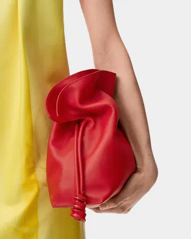 Loewe Flamenco Clutch Bag in Leather | Thumbnail 4 Loewe Flamenco Clutch Bag in Leather | Thumbnail 4