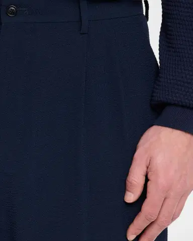 Giorgio Armani Men's Stretch Wool Seersucker Double-Pleat Trousers | Thumbnail 5 Giorgio Armani Men's Stretch Wool Seersucker Double-Pleat Trousers | Thumbnail 5