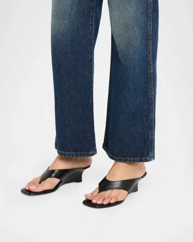 Stuart Weitzman 50mm Vinnie Leather Thong Sandals | Thumbnail 2