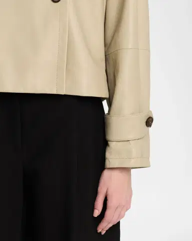 Giorgio Armani Leather Double-Breasted Boxy Trench Jacket | Thumbnail 5 Giorgio Armani Leather Double-Breasted Boxy Trench Jacket | Thumbnail 5