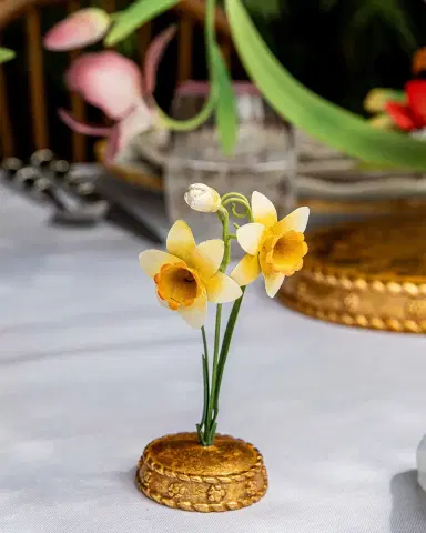 Juliska Meadow Walk Daffodil Place Card Holder | Thumbnail 4