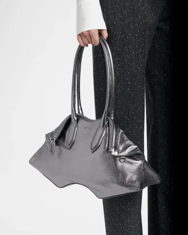 Alexander McQueen Manta Shoulder Bag in Metallic Leather | Thumbnail 2 Alexander McQueen Manta Shoulder Bag in Metallic Leather | Thumbnail 2