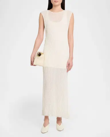 Jacquemus Ronde Carré Leather Clutch | Thumbnail 4 Jacquemus Ronde Carré Leather Clutch | Thumbnail 4