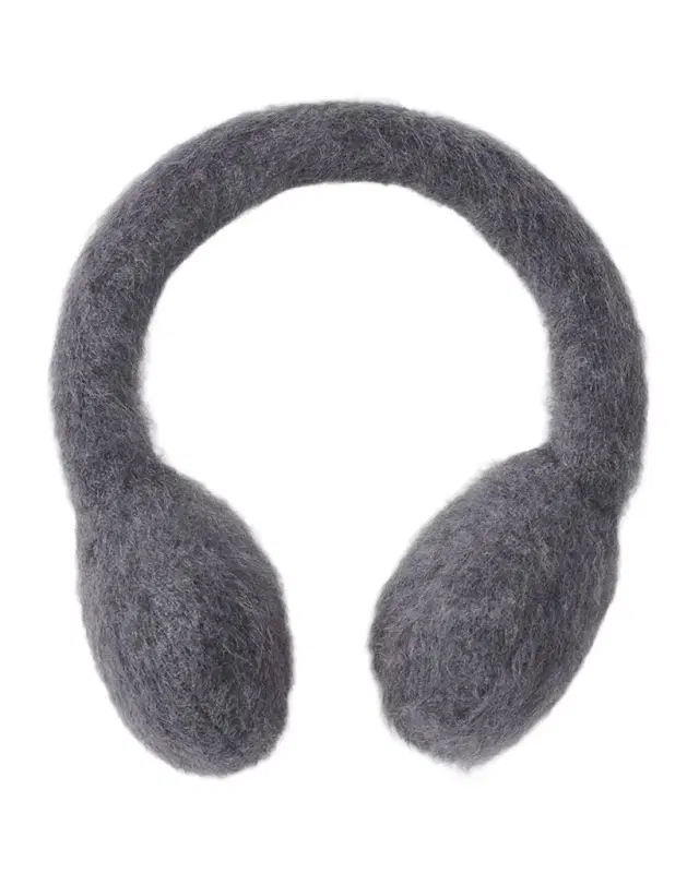 Lisa Yang The Brushed Cashmere Earmuffs
